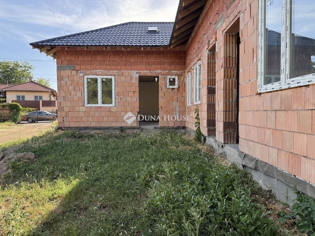2 bed · 200m² · Családi ház · 75.000.000 ft