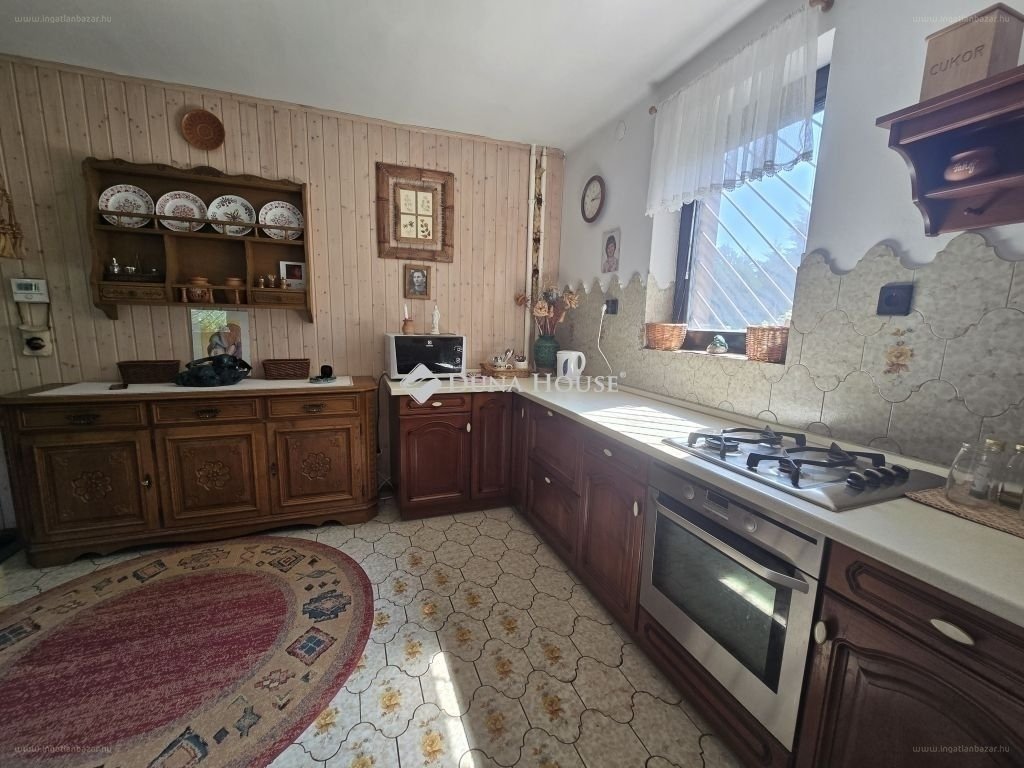 Ház · 6 hálószoba · 165 m² · 149.900.000 Ft