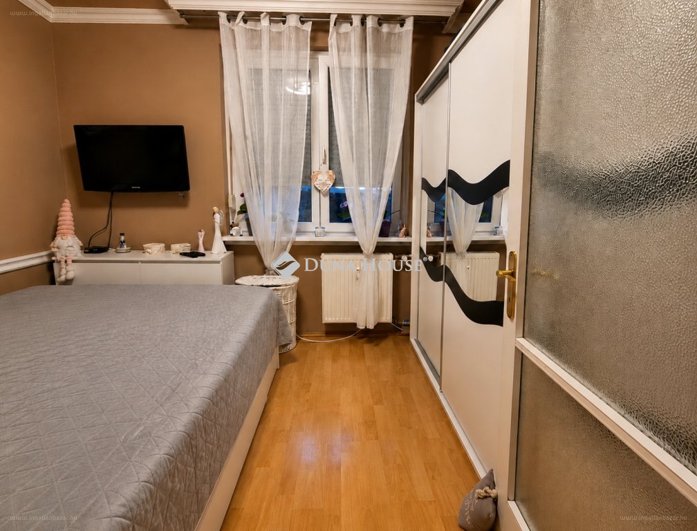 Lakás · 3 hálószoba · 53 m² · 59.900.000 Ft