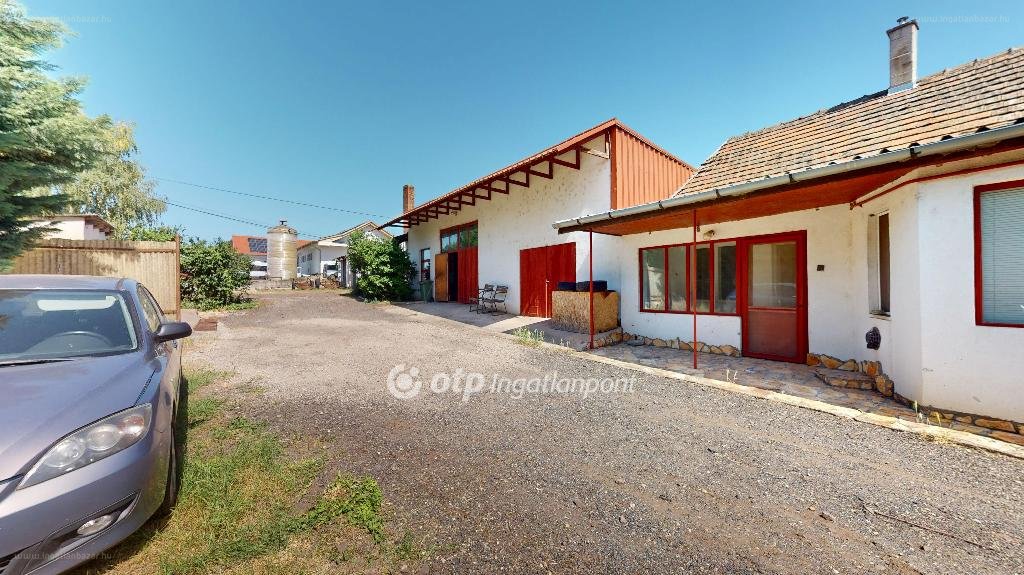 Ház · 3 hálószoba · 90 m² · 31.999.999 Ft