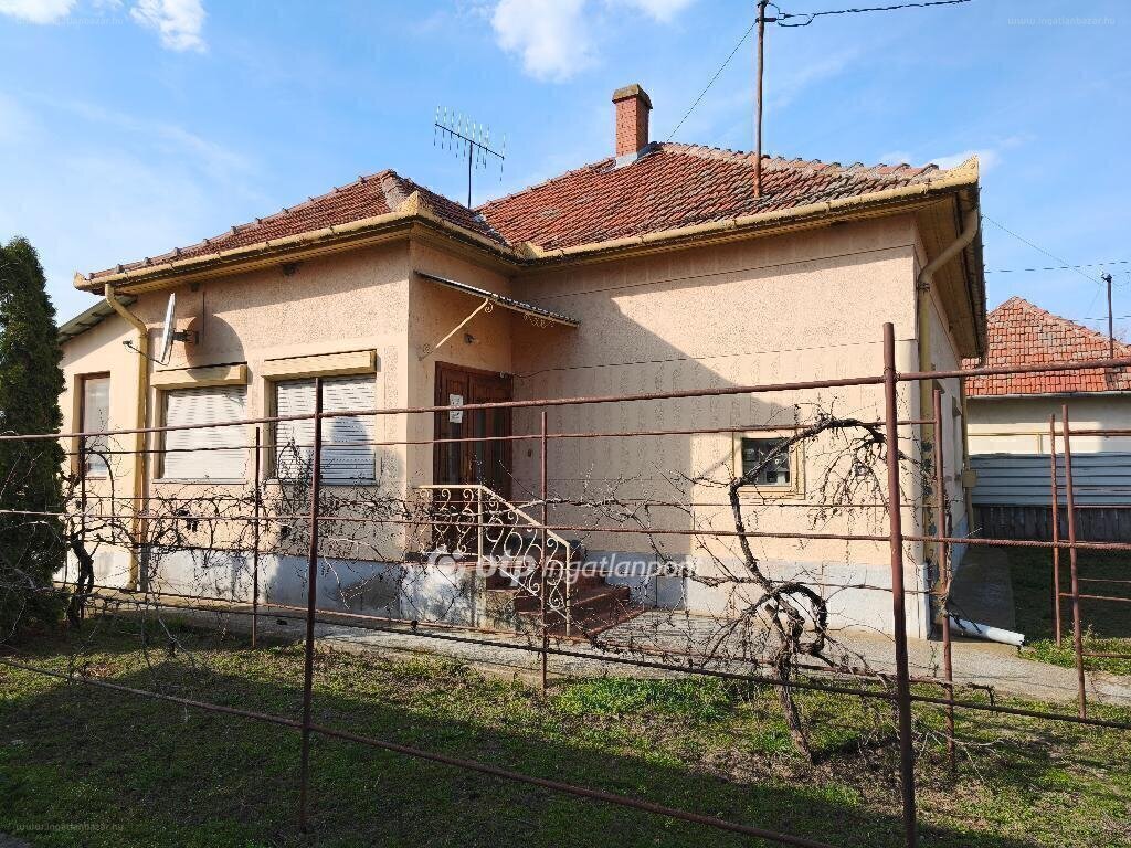 3 bed · 103m² · Ház · 29.750.000 ft