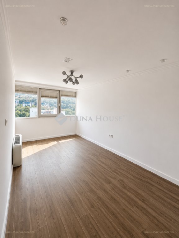 Lakás · 3 hálószoba · 64 m² · 87.900.000 Ft