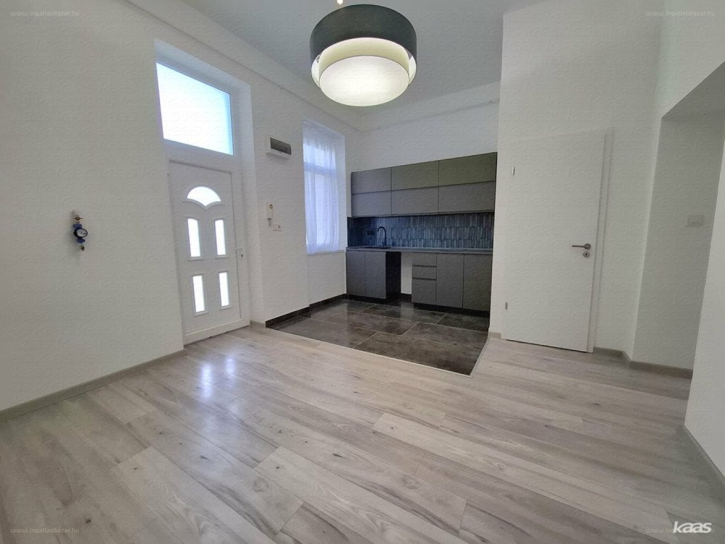 Lakás · 2 hálószoba · 78 m² · 89.900.000 Ft
