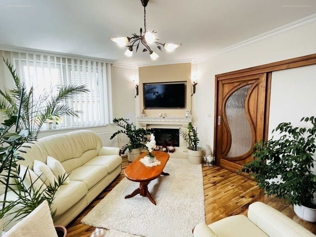 4 bed · 190m² · Családi ház · 124.000.000 ft