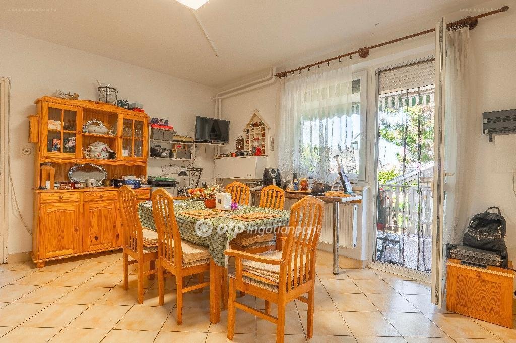 6 bed · 180m² · Családi ház · 135.000.000 ft