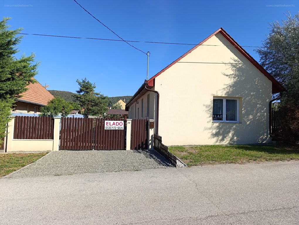 3 bed · 104m² · Ház · 75.000.000 ft