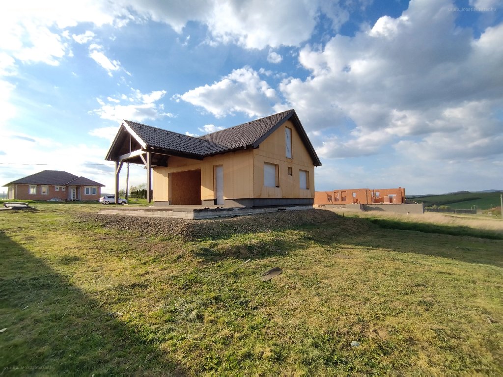 3 bed · 109m² · Családi ház · 59.900.000 ft