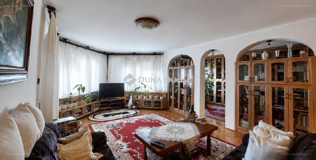6 bed · 247m² · Családi ház · 160.000.000 ft