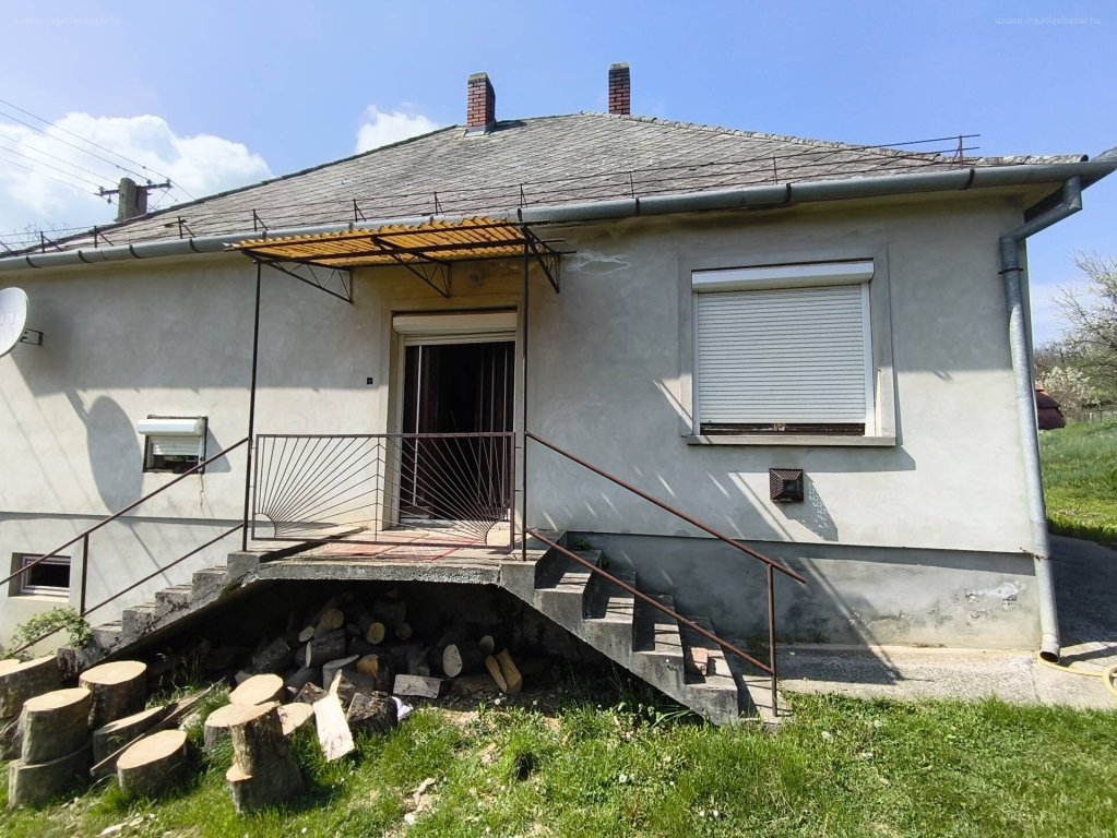3 bed · 100m² · Családi ház · 26.000.000 ft