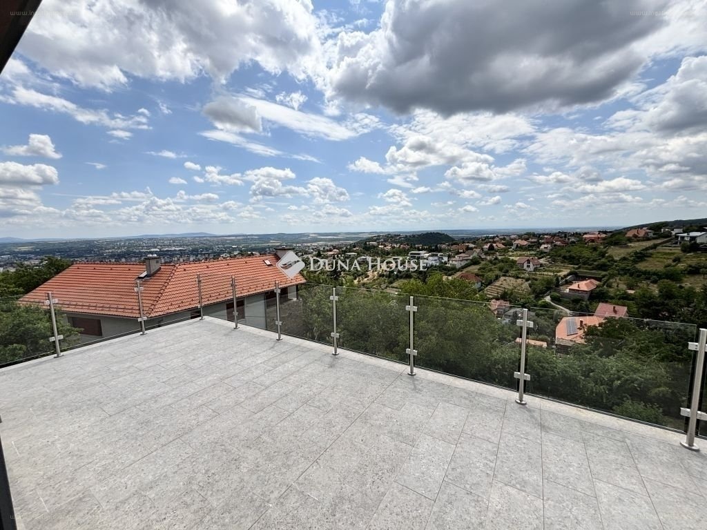 4 bed · 127m² · Lakás · 175.000.000 ft