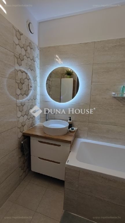 3 bed · 71m² · Lakás · 89.900.000 ft