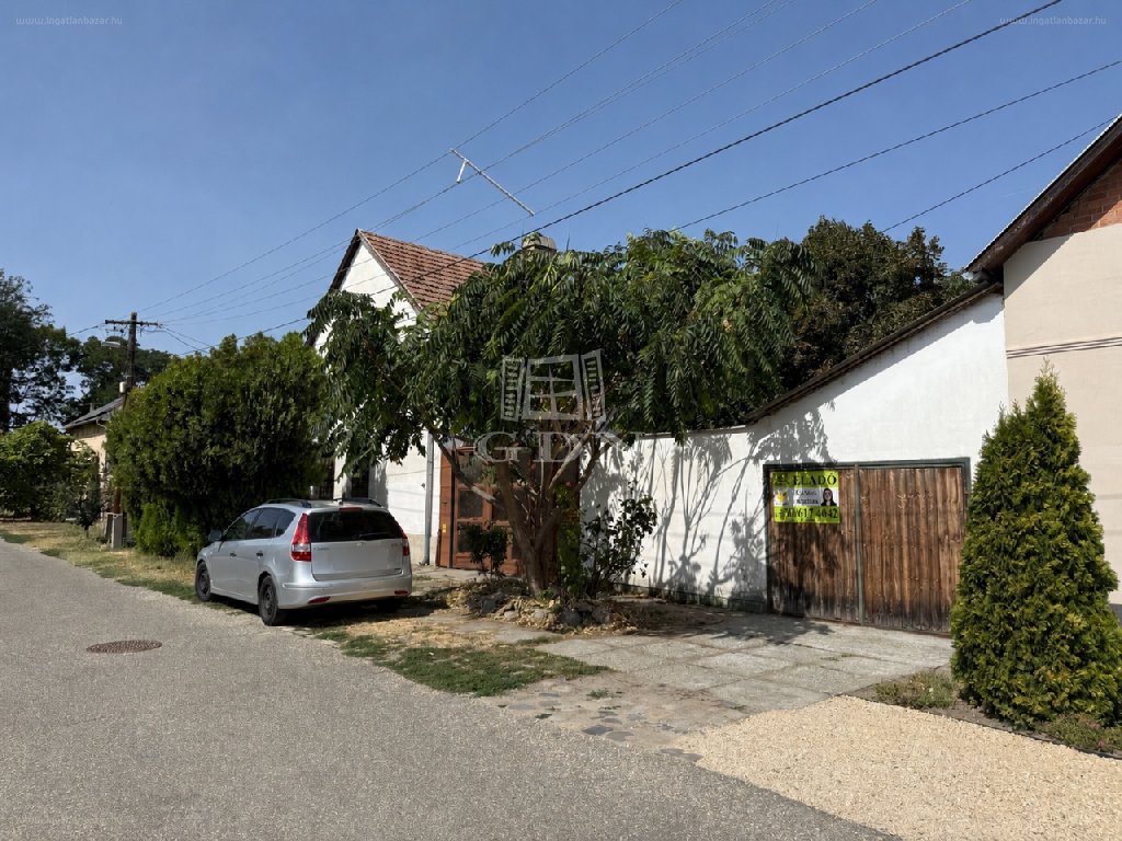 Ház · 4 hálószoba · 160 m² · 74.900.000 Ft