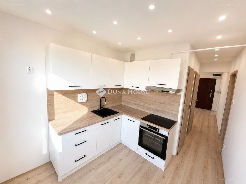 Lakás · 3 hálószoba · 65 m² · 69.900.000 Ft