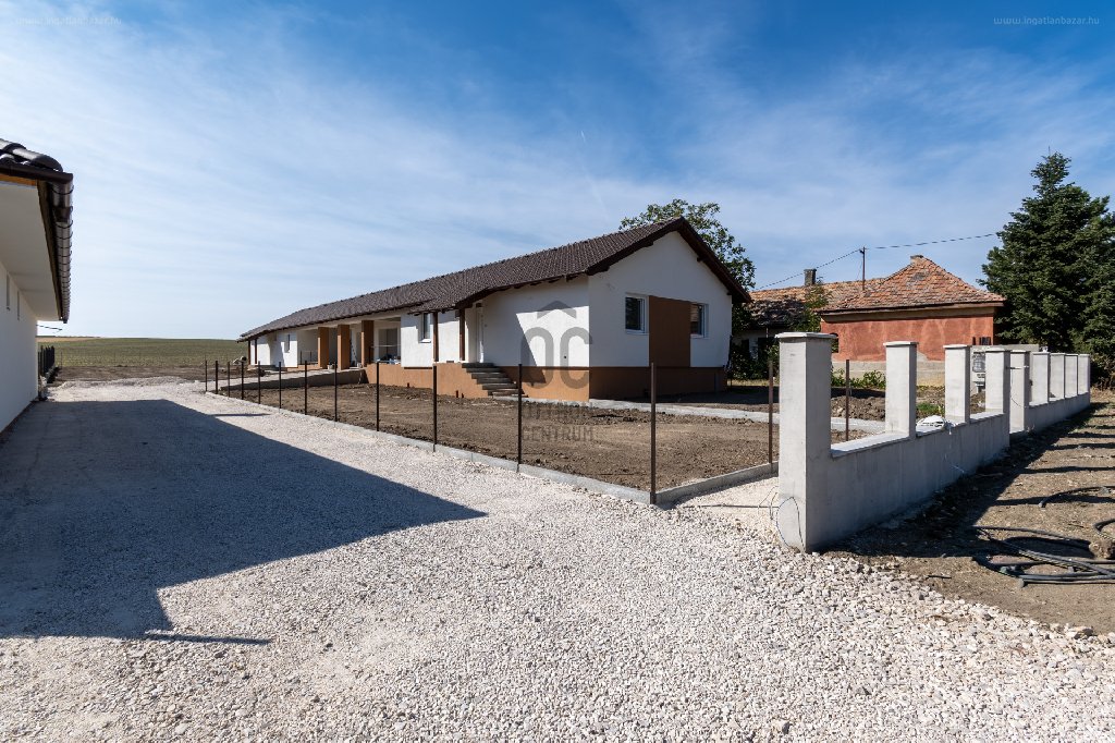 Ház · 4 hálószoba · 120 m² · 110.000.000 Ft