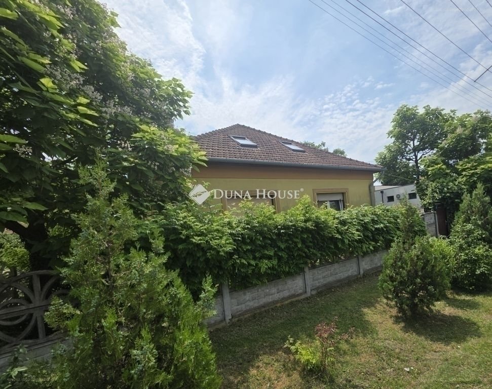 6 bed · 157m² · Ház · 84.900.000 ft