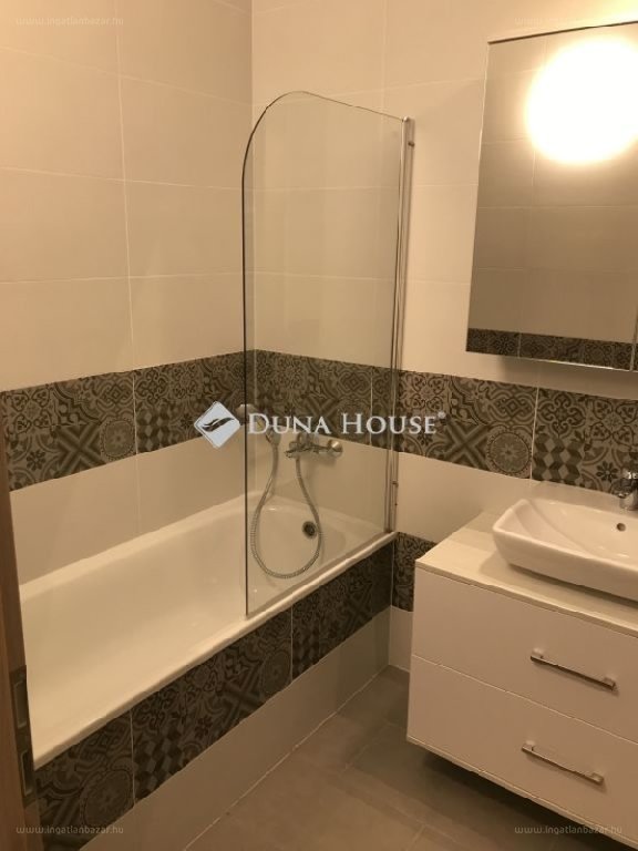 Lakás · 3 hálószoba · 85 m² · 131.750.000 Ft