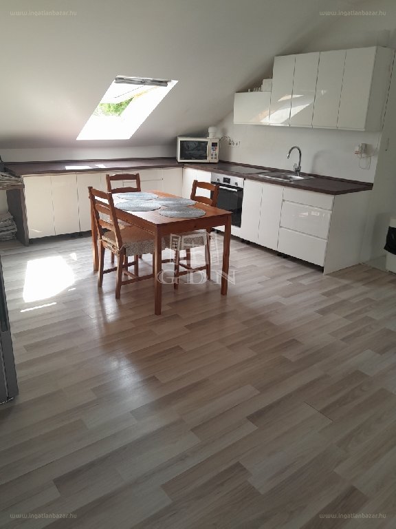 Ház · 3 hálószoba · 80 m² · 69.000.000 Ft