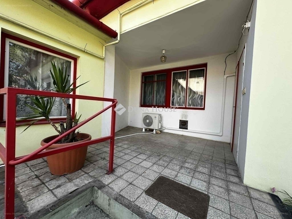 Ház · 6 hálószoba · 173 m² · 68.000.000 Ft