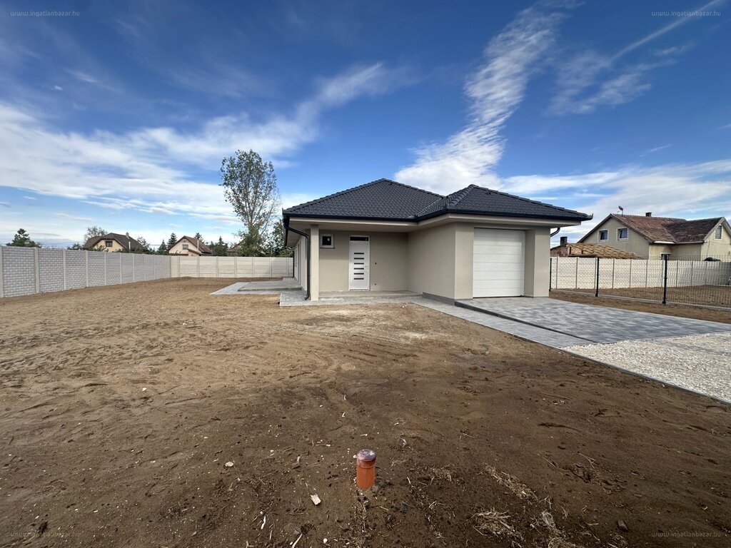 4 bed · 128m² · Családi ház · 132.600.000 ft