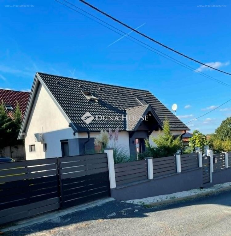 4 bed · 90m² · Ház · 129.800.000 ft