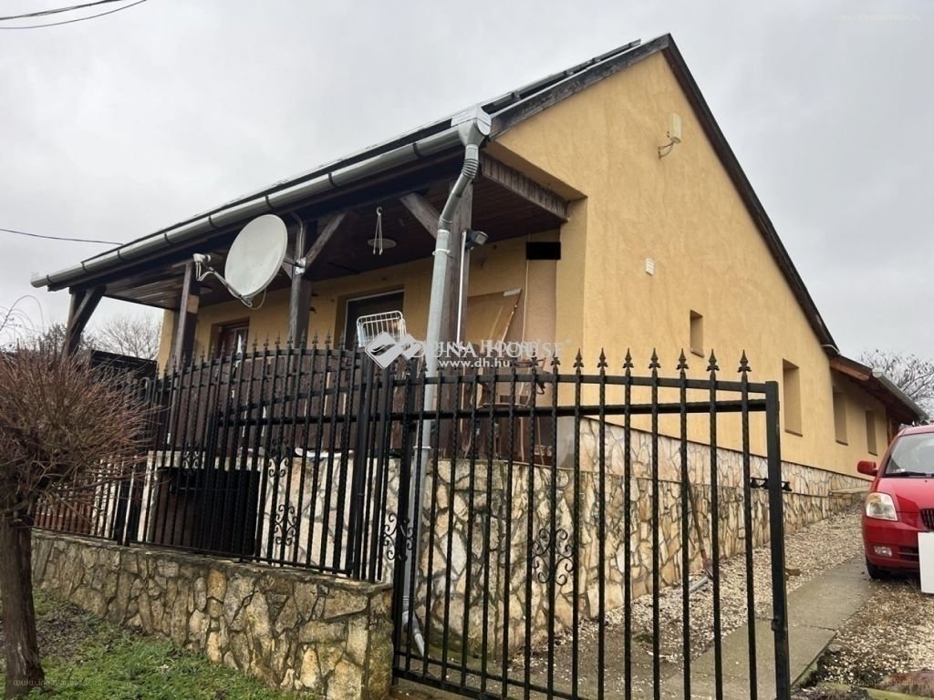 5 bed · 200m² · Családi ház · 64.000.000 ft