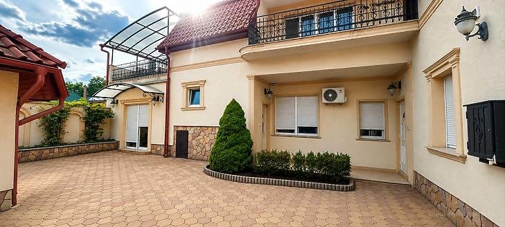 3 bed · 141m² · Lakás · 129.900.000 ft