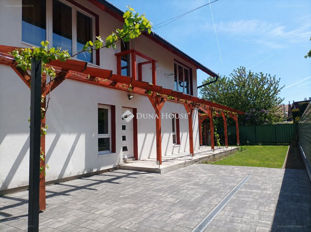 3 bed · 71m² · Ház · 124.900.000 ft