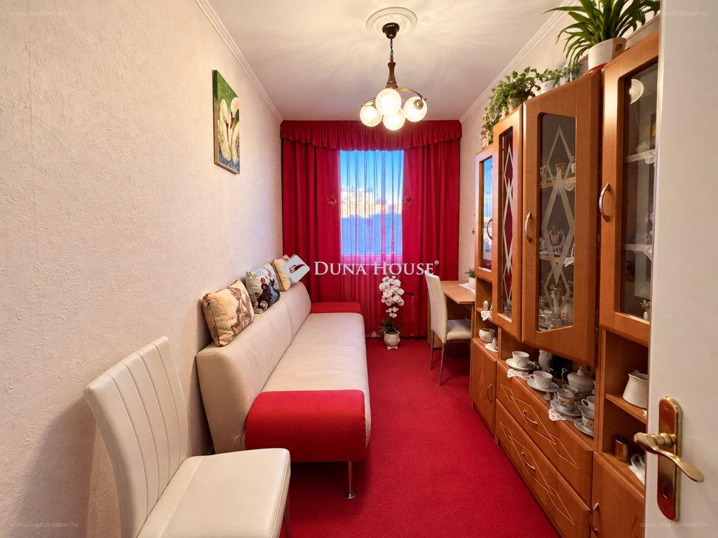 Lakás · 3 hálószoba · 55 m² · 62.000.000 Ft