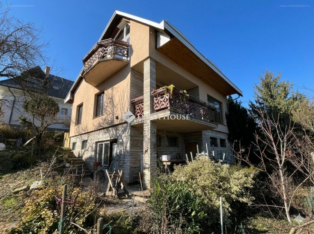 5 bed · 190m² · Családi ház · 199.900.000 ft