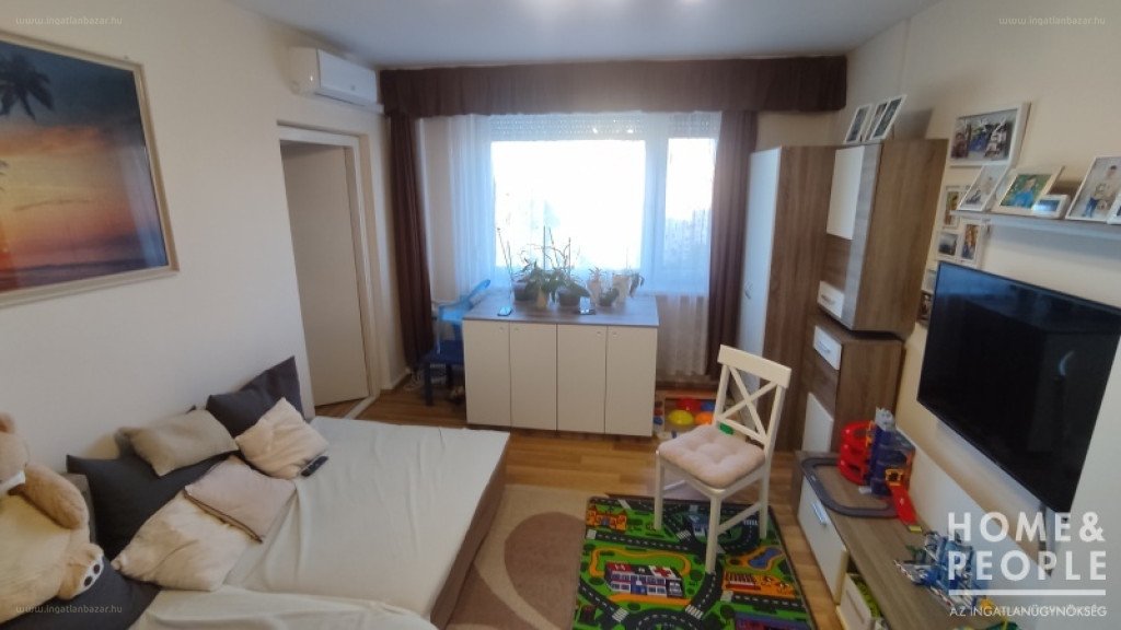 Lakás · 3 hálószoba · 53 m² · 53.500.000 Ft