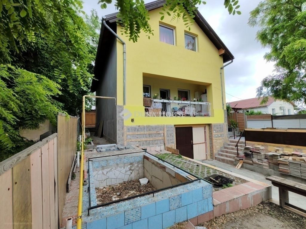 Ház · 5 hálószoba · 207 m² · 78.000.000 Ft