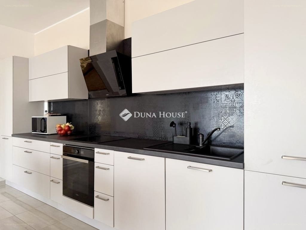 Lakás · 3 hálószoba · 74 m² · 76.990.000 Ft