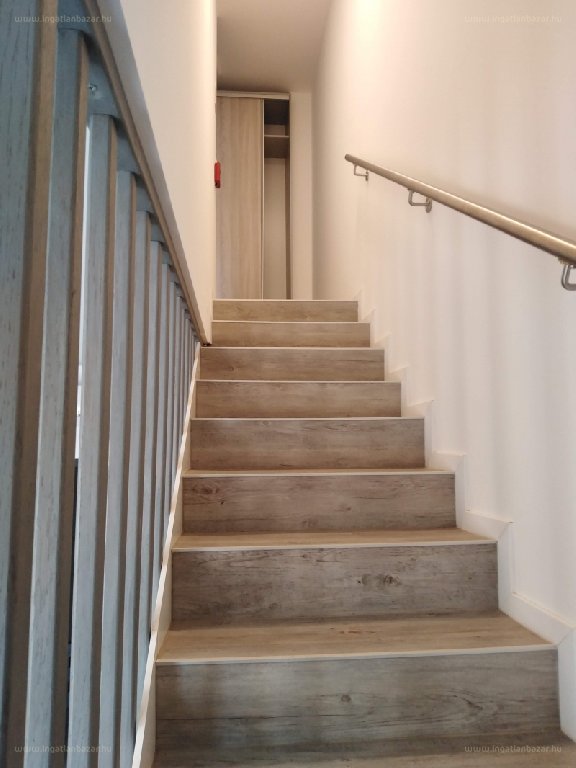 Belváros, Pécs, ingatlan, kiadó, lakás, 50 m2
