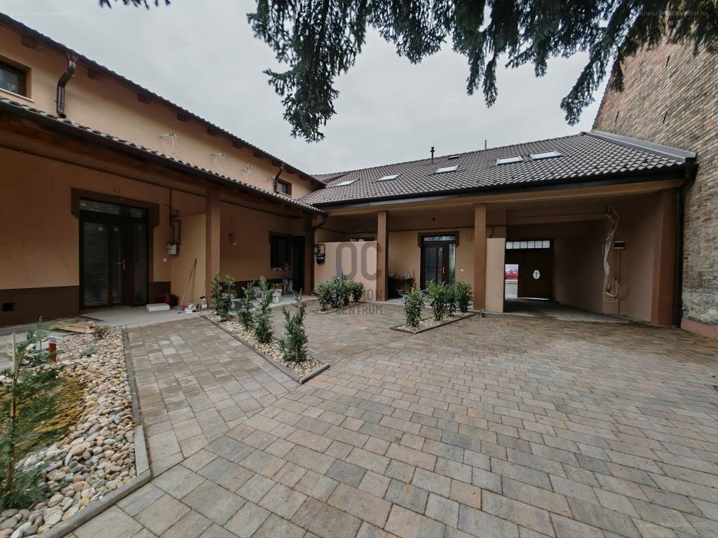 3 bed · 114m² · Családi ház · 129.900.000 ft