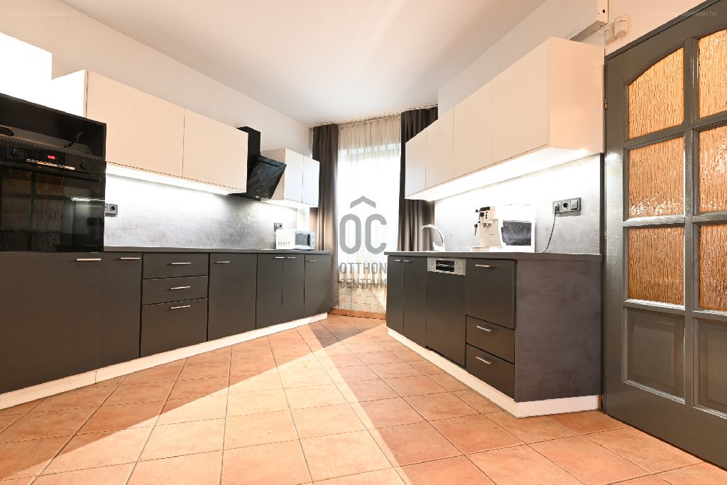 5 bed · 160m² · Ház · 94.900.000 ft