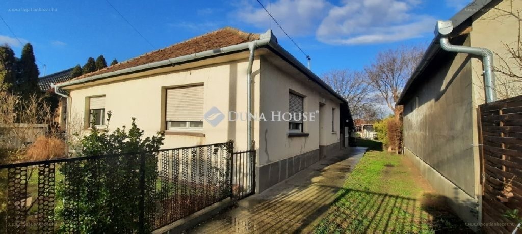 Ház · 6 hálószoba · 178 m² · 89.900.000 Ft