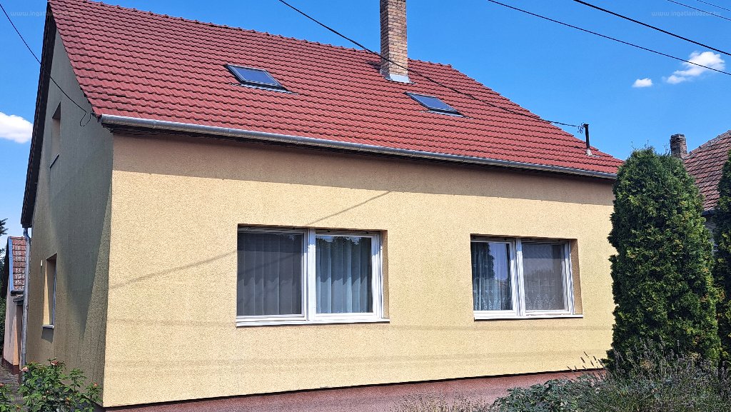 Ház · 4 hálószoba · 181 m² · 96.000.000 Ft