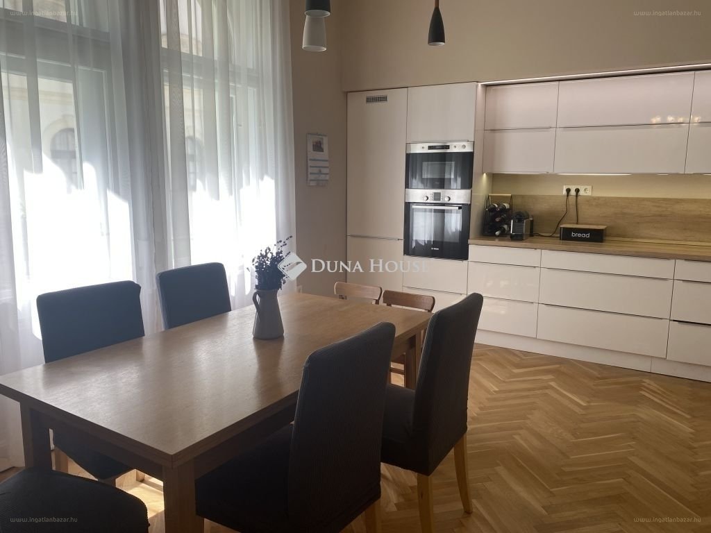 Lakás · 4 hálószoba · 132 m² · 149.900.000 Ft