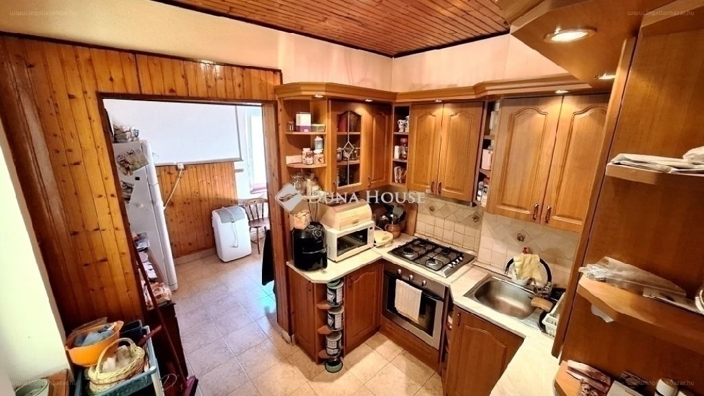 6 bed · 144m² · Családi ház · 74.900.000 ft