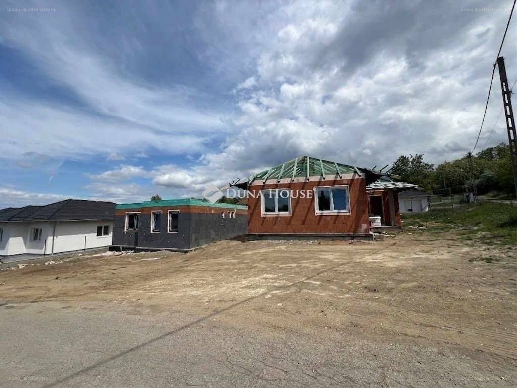 Ház · 4 hálószoba · 90 m² · 105.500.000 Ft