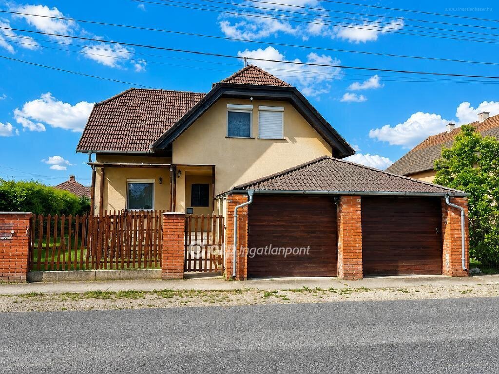 4 bed · 150m² · Családi ház · 118.900.000 ft