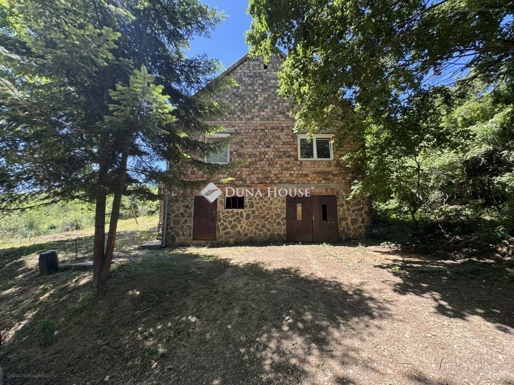 3 bed · 75m² · Ház · 23.500.000 ft