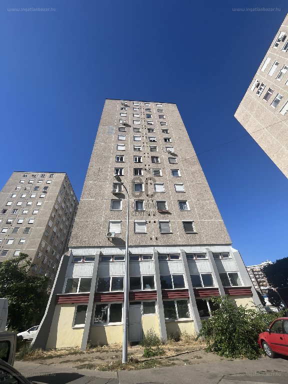 Lakás · 3 hálószoba · 66 m² · 64.900.000 Ft