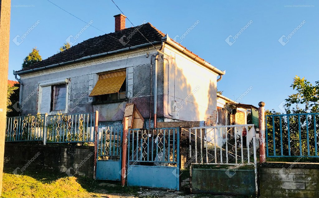 4 bed · 102m² · Ház · 7.500.000 ft