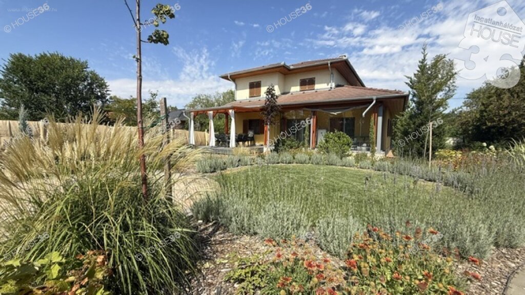5 bed · 140m² · Családi ház · 149.900.000 ft