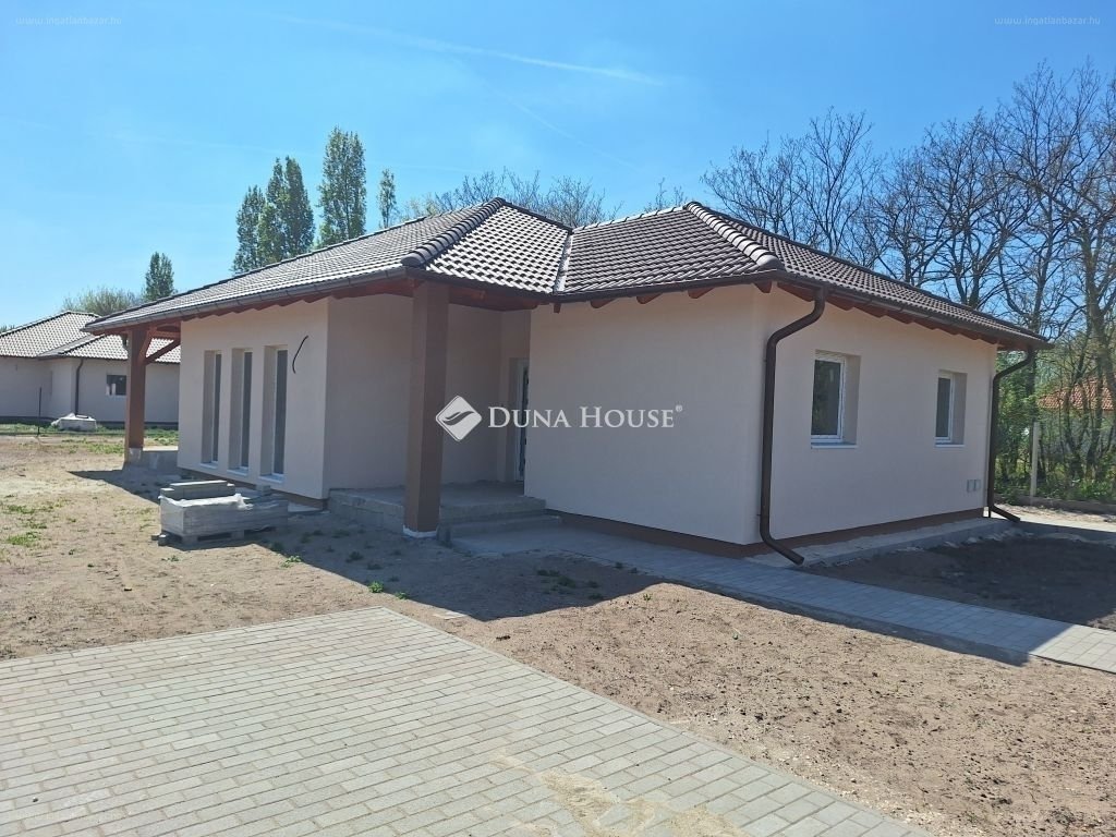 Ház · 4 hálószoba · 99 m² · 86.900.000 Ft