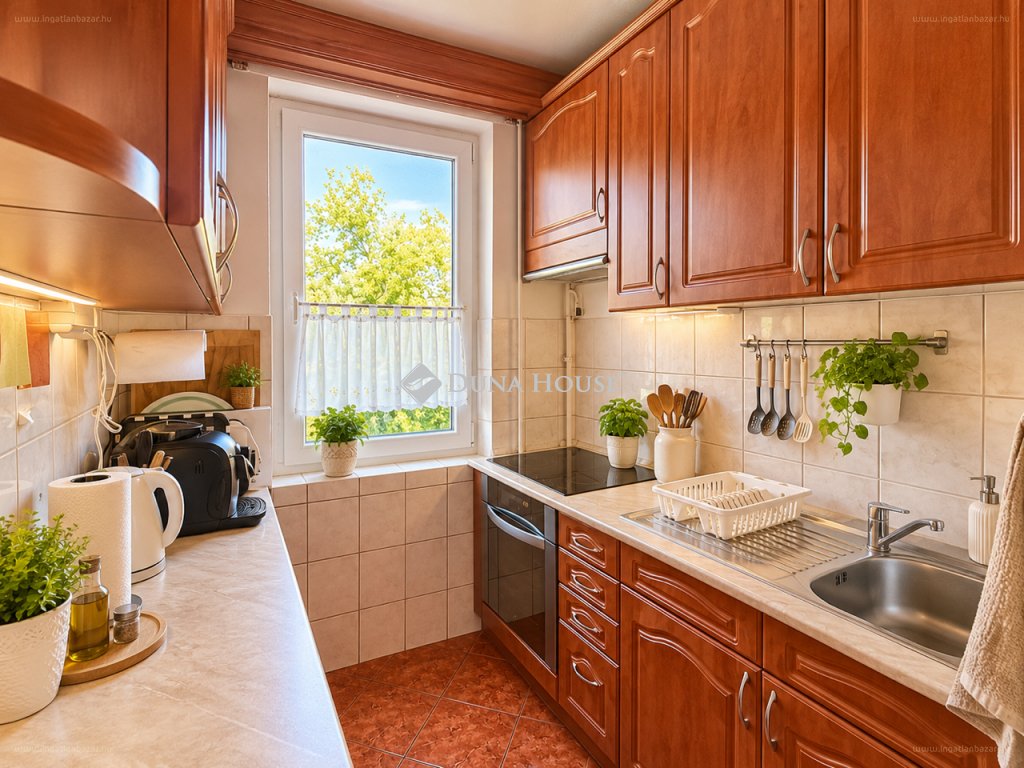 Lakás · 4 hálószoba · 67 m² · 72.000.000 Ft