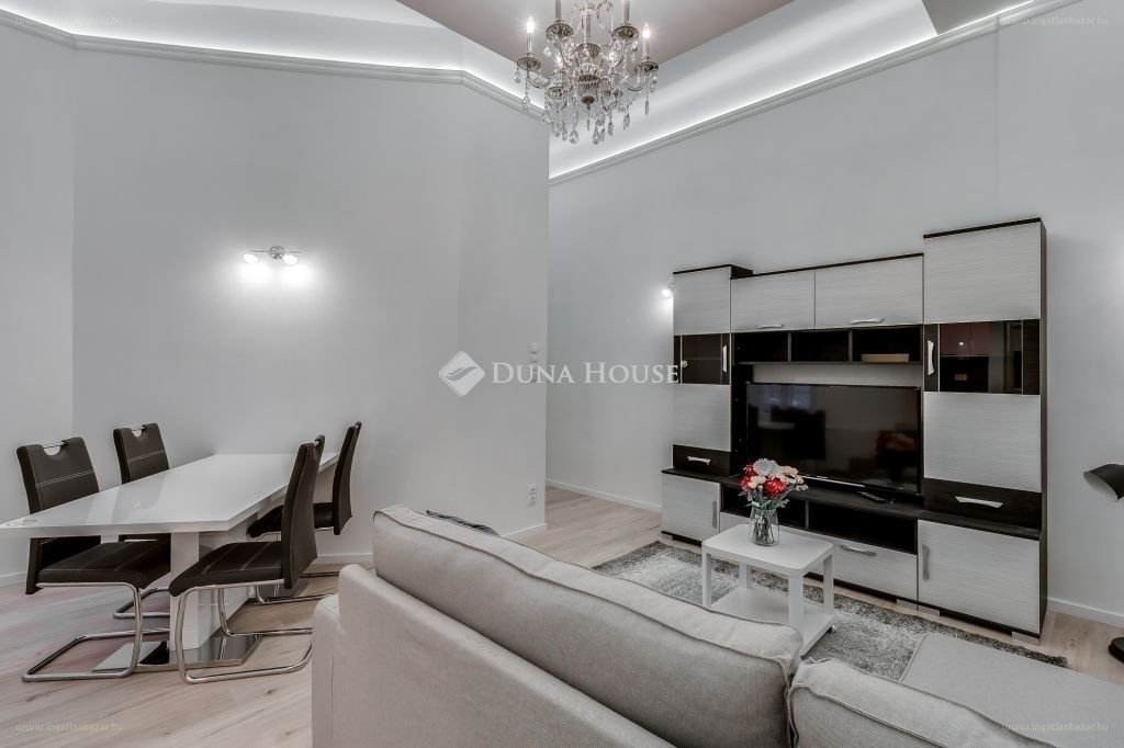 3 bed · 64m² · Lakás · 128.000.000 ft