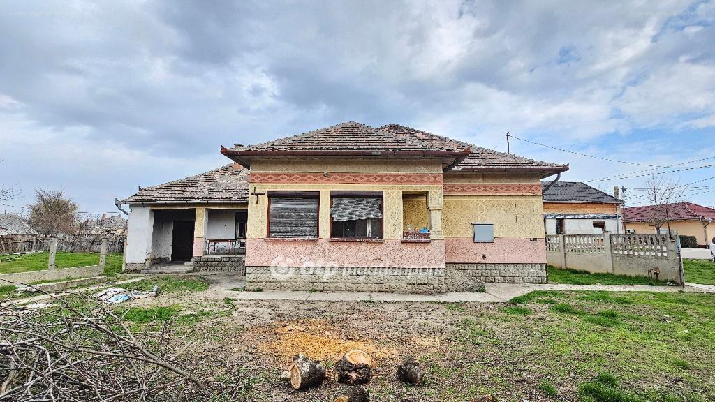 3 bed · 96m² · Családi ház · 9.000.000 ft
