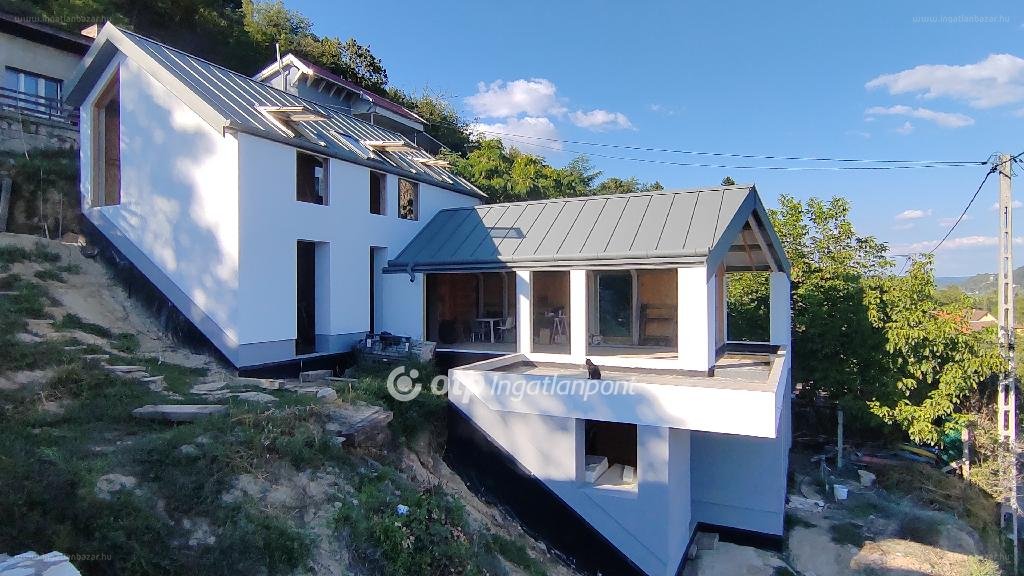 7 bed · 167m² · Családi ház · 123.994.400 ft